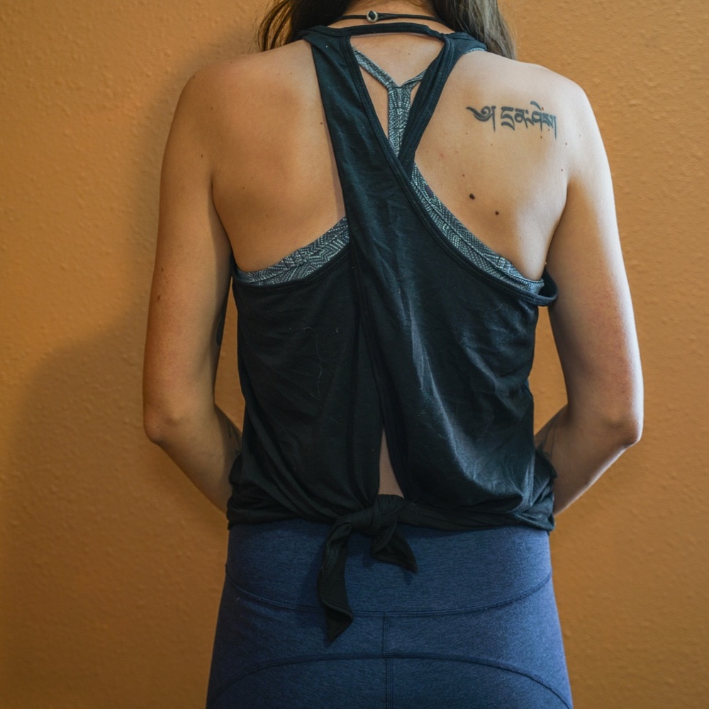 Athleta Essence Open Back Tank, Black, Med